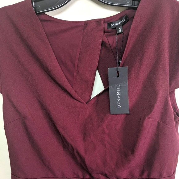 NWT Dynamite Blouse in Burgundy - Picture 2 of 3